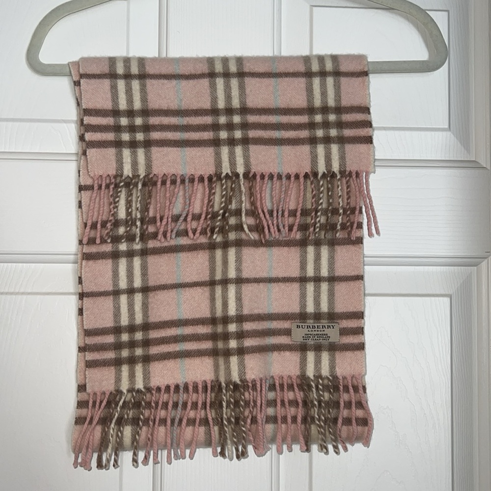 Scarf - Picture 3 of 5